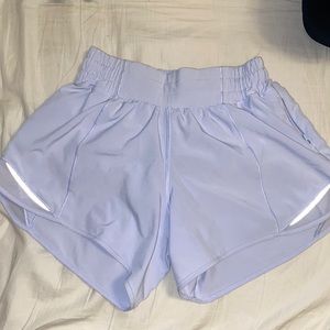 Lululemon Hotty Hot Lined Short
Pastel Blue